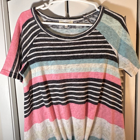 ANDREE BY UNIT Multicolor Striped Tie-Front Tee - Picture 3 of 3